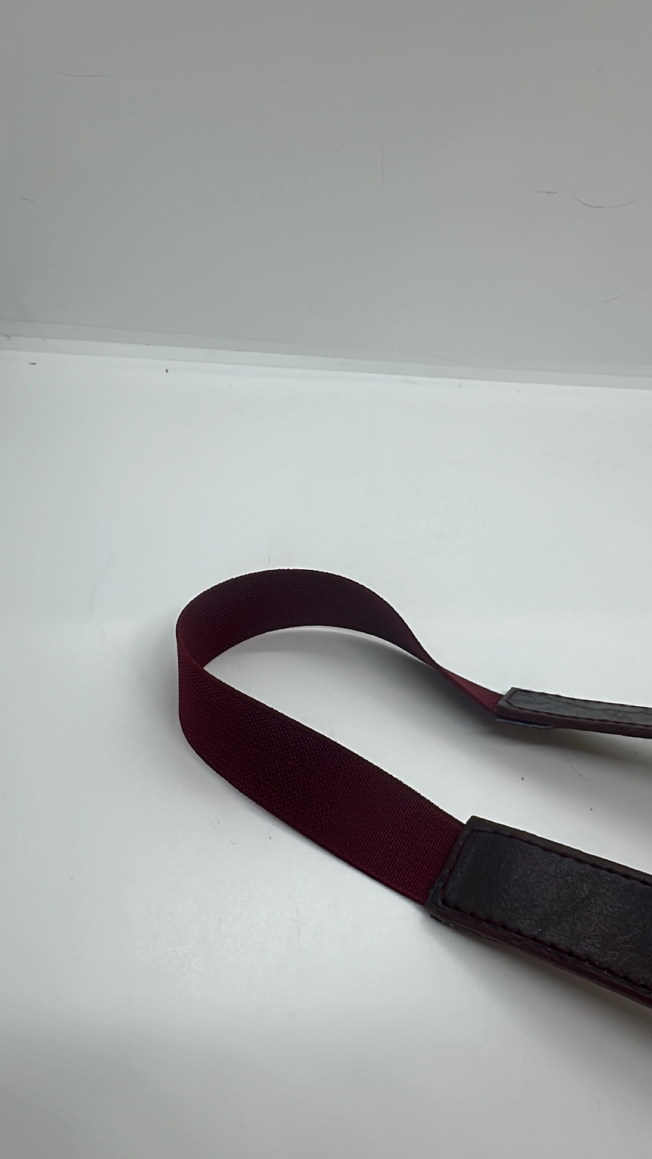 Bordo Lastikli Kemer