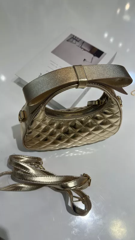 Gold Fiyonk Detaylı Çanta