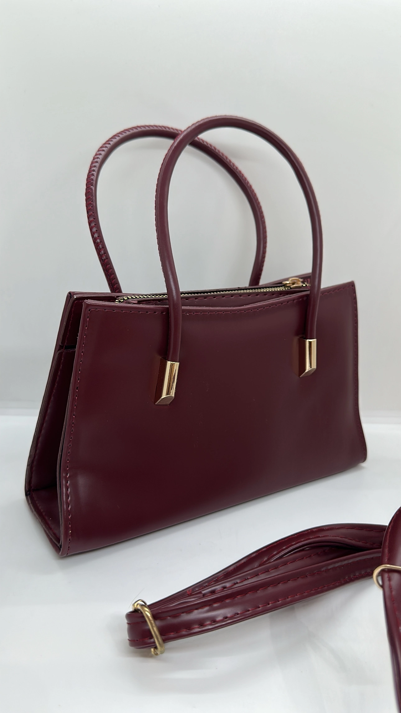 Bordo Charmlı Çanta
