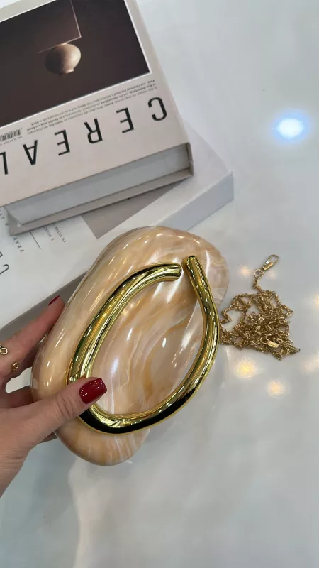 Gold Detaylı Marka Çanta 