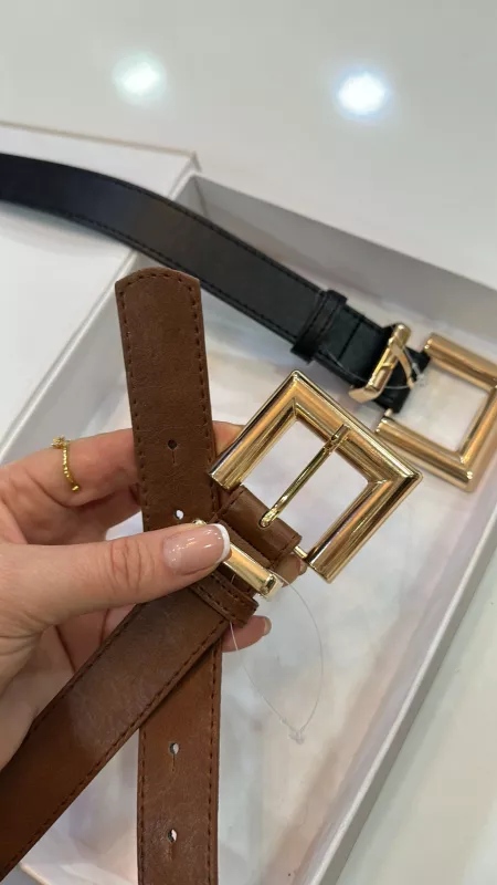 Taba Kare Gold Detaylı Kemer