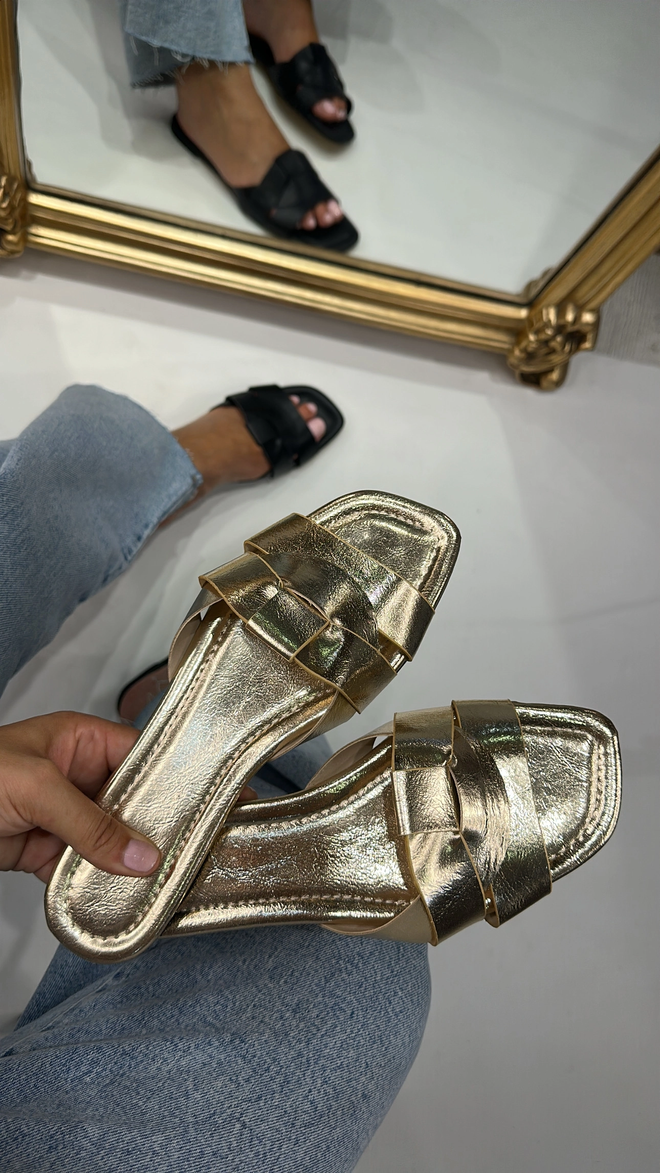 Gold Düz Terlik