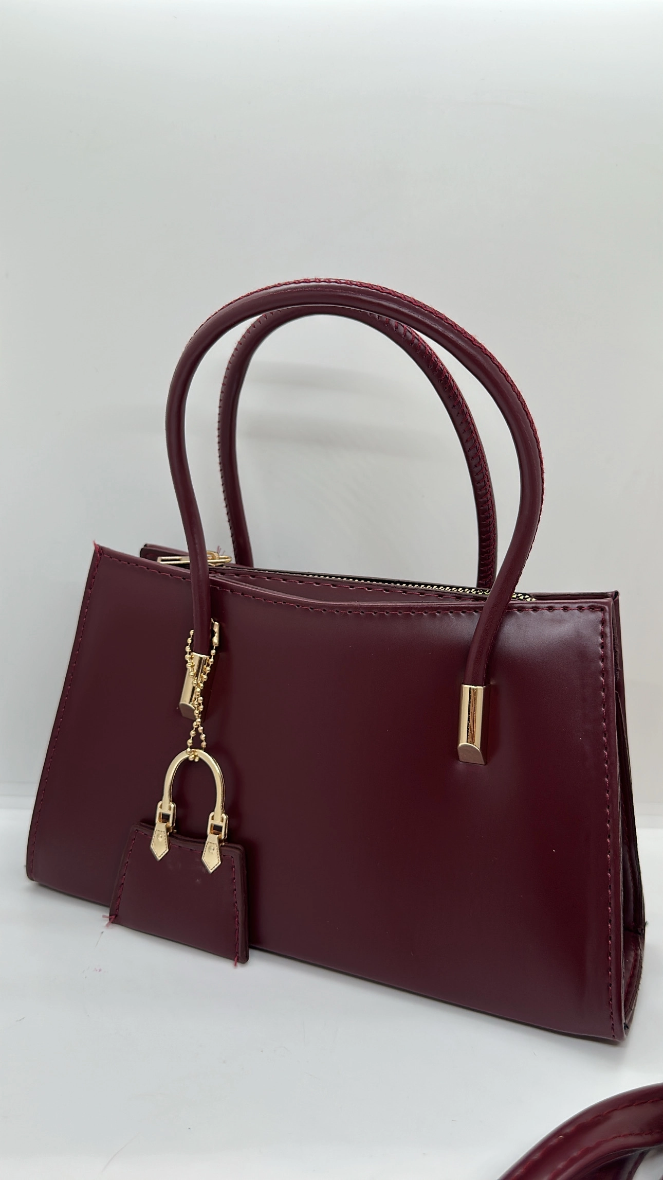 Bordo Charmlı Çanta