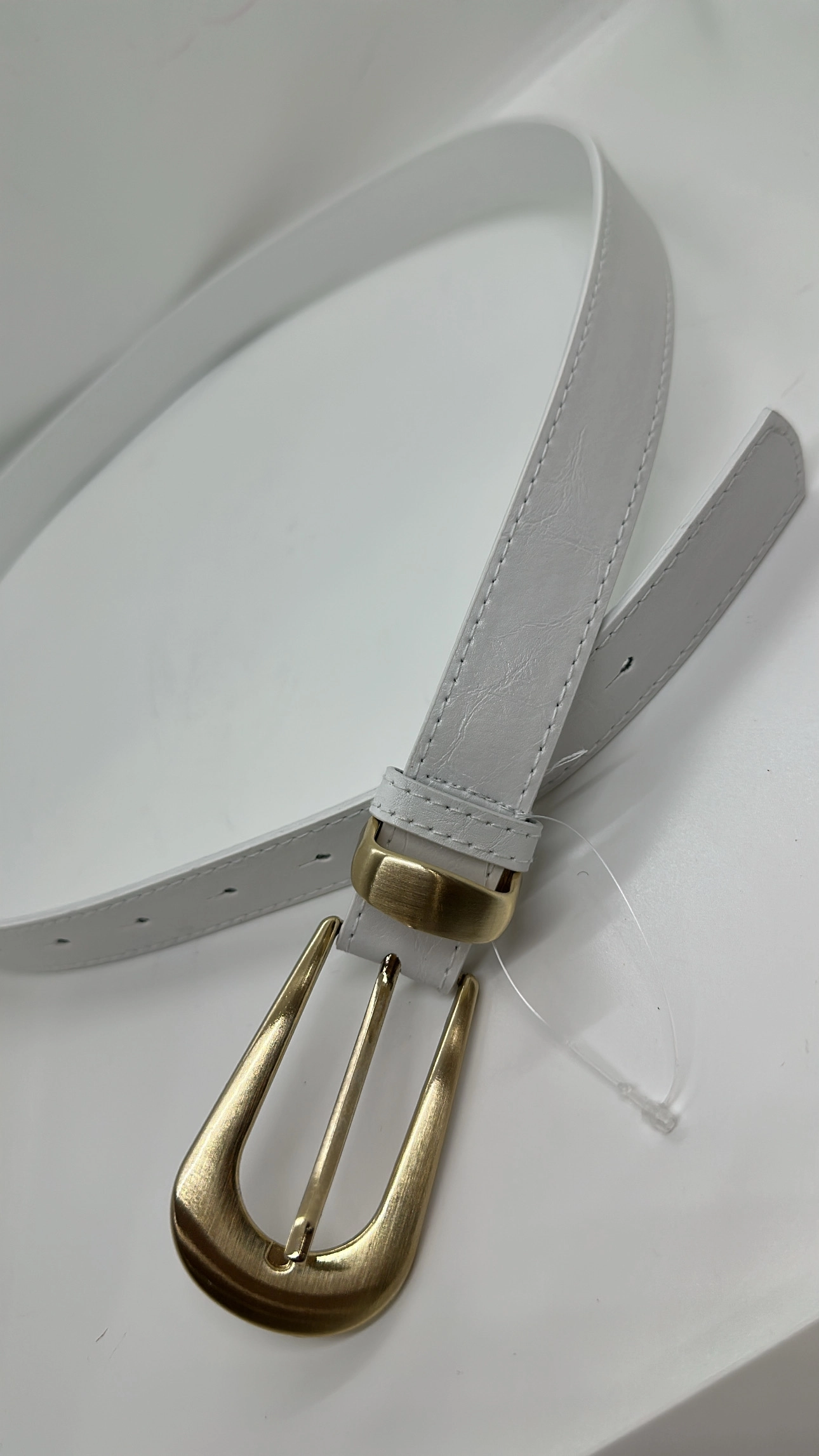 Beyaz Gold Detaylı Kemer 