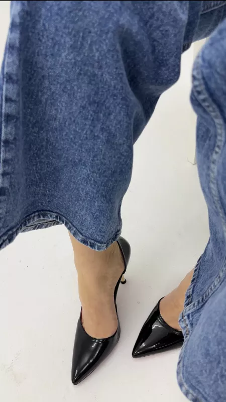 Siyah Rugan Stiletto