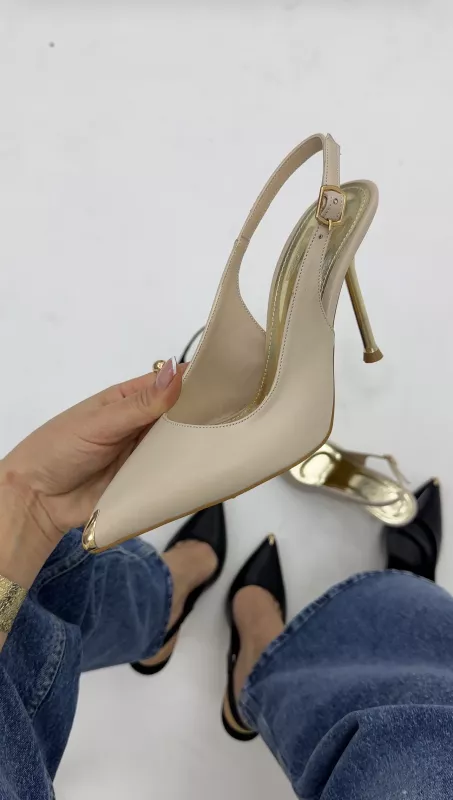 Krem Gold Detaylı Topuklu