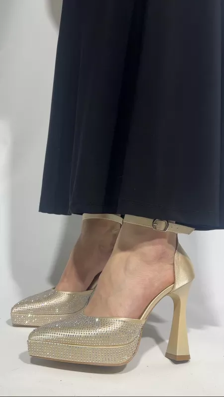 Gold Taşlı Platform