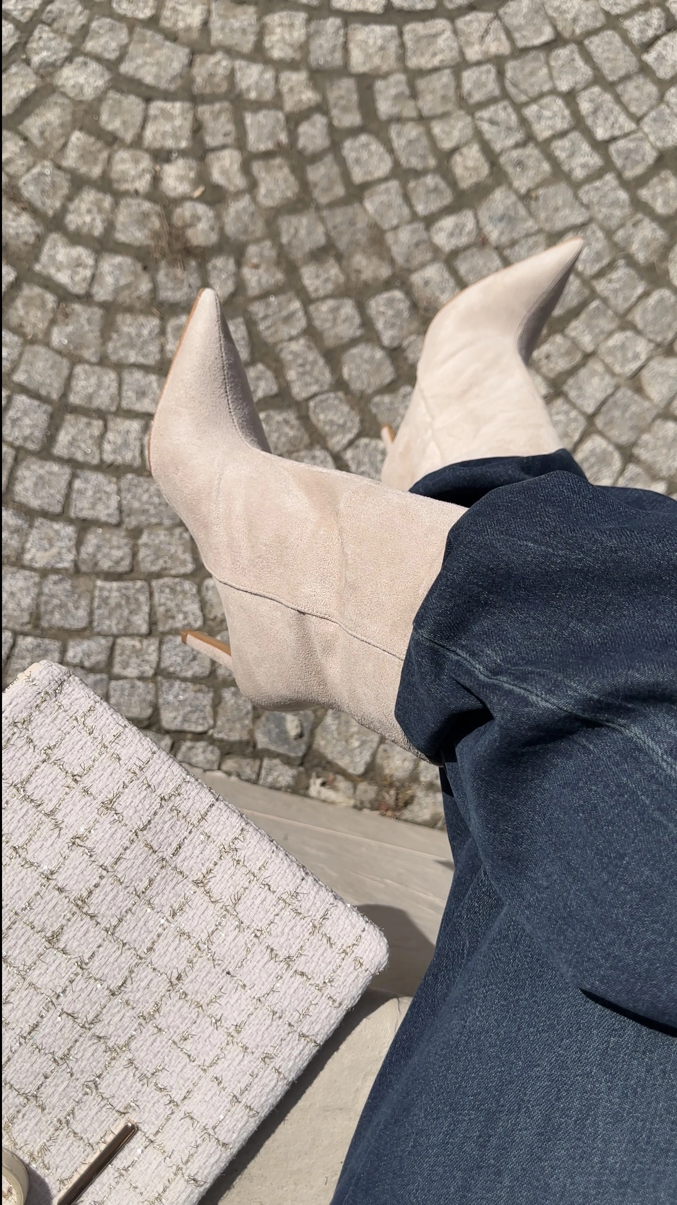 Krem Süet Bootie