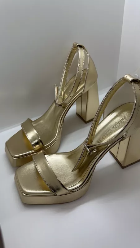 Gold Platform Topuklu Ayakkabı