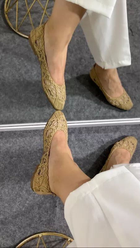 Vizon Hasır Dokulu Babet 