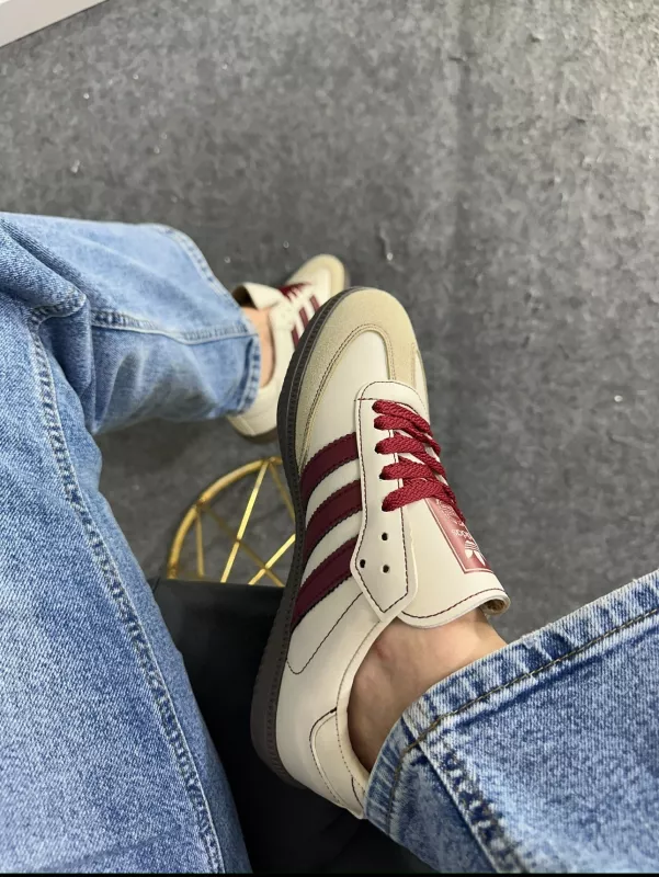 Bej Bordo Şeritli Spor Ayakkabı