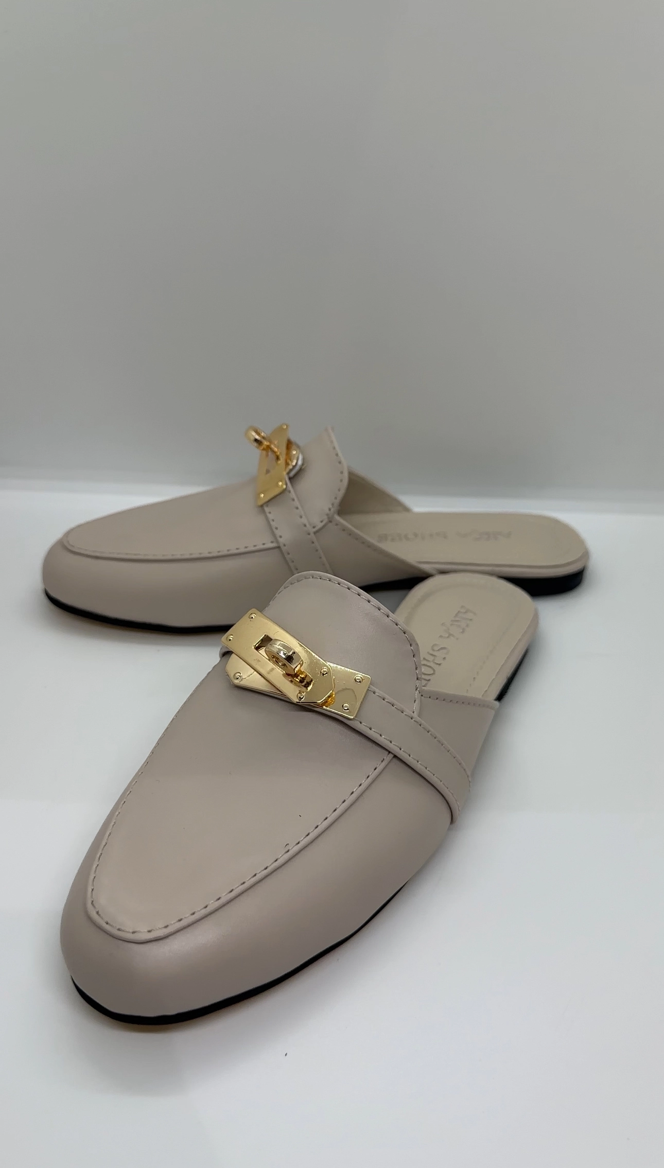 Krem Gold Tokalı Terlik