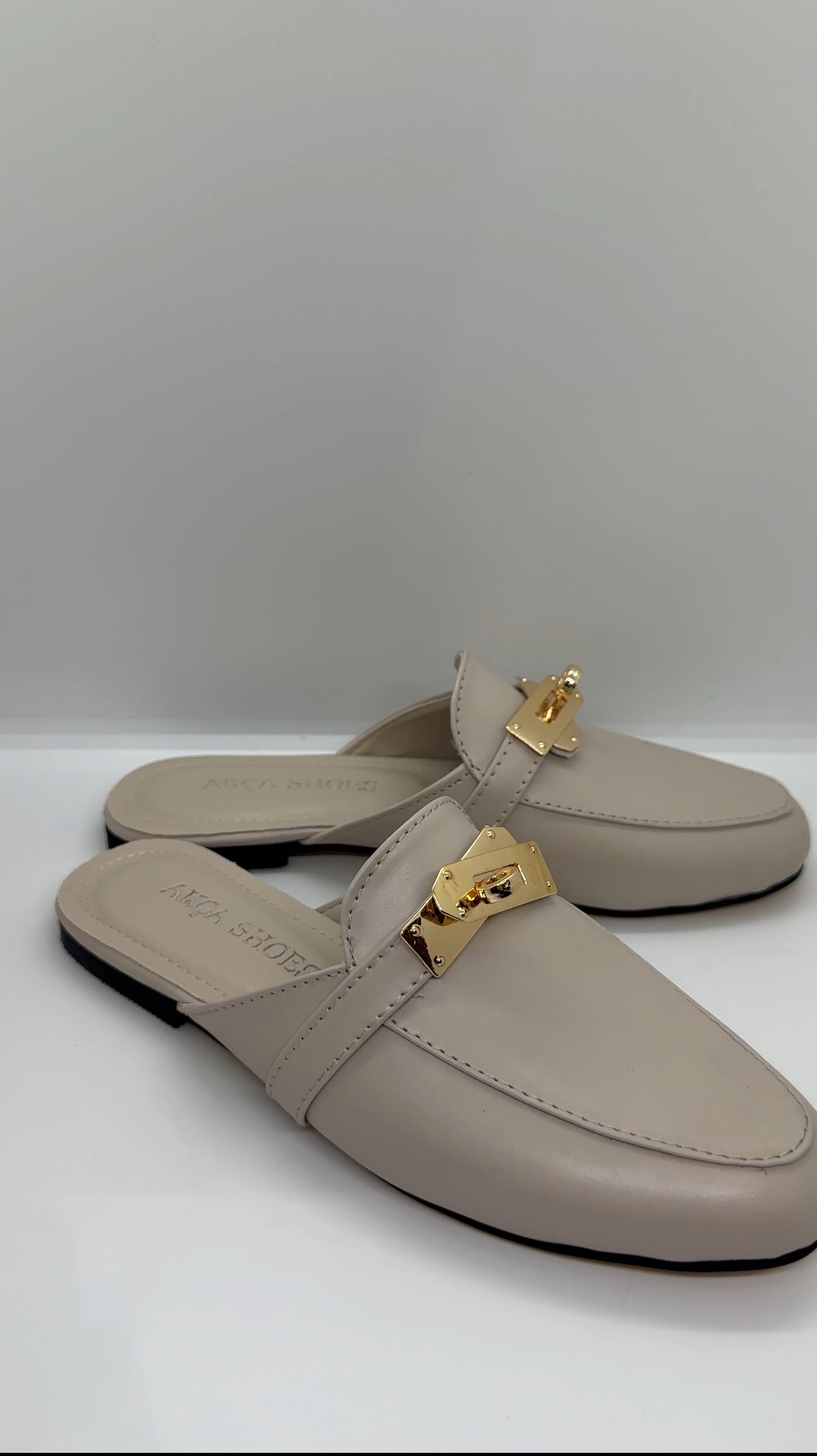 Krem Gold Tokalı Terlik