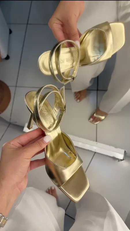 Gold Topuklu Ayakkabı 