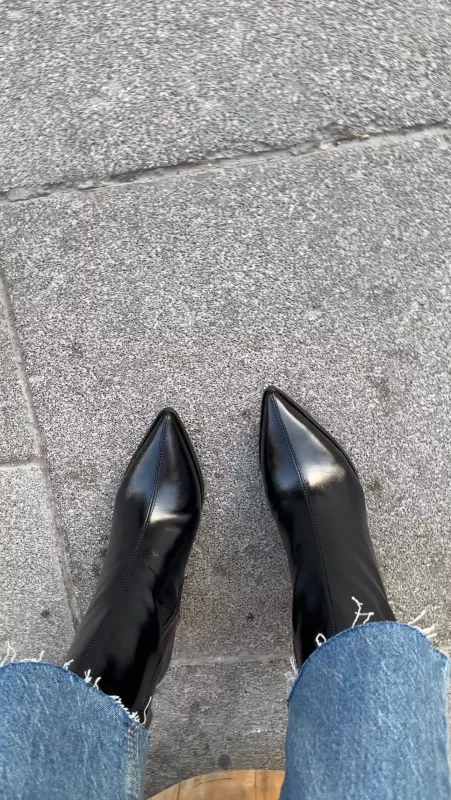 Siyah Parlak Bootie 