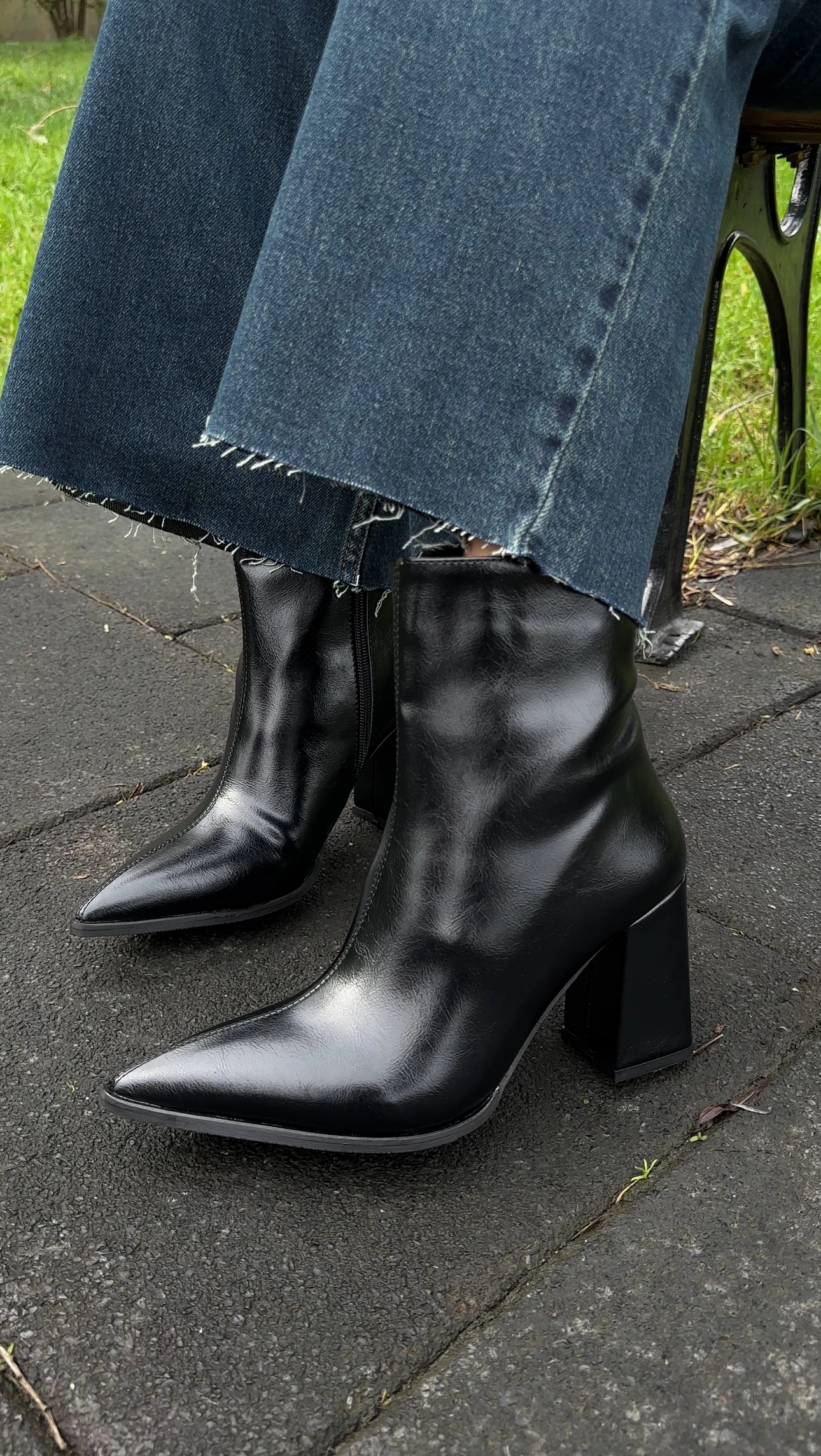 Siyah Topuklu Bootie 