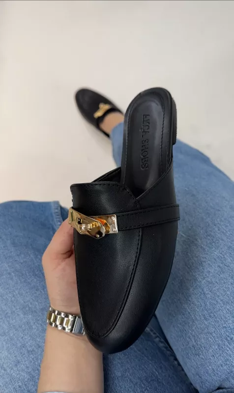 Siyah Gold Tokalı Terlik