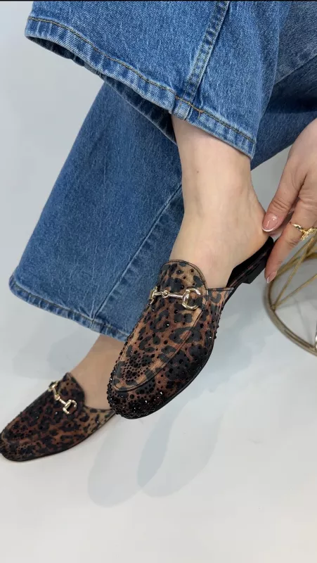 Leopar Taşlı Düz Terlik 