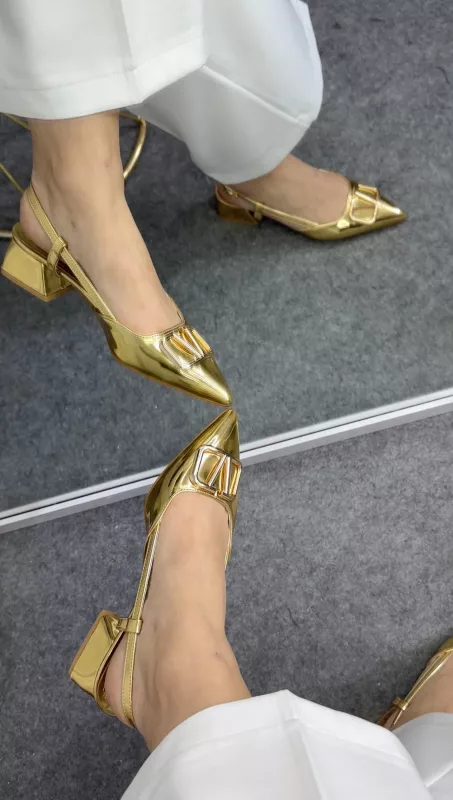 Gold Topuklu Babet