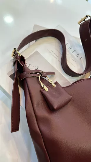 Bordo Deri Kemer Askılı Çanta 