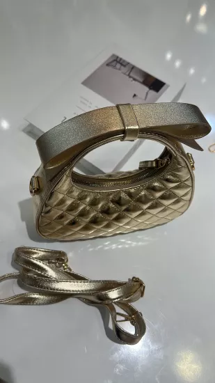 Gold Fiyonk Detaylı Çanta