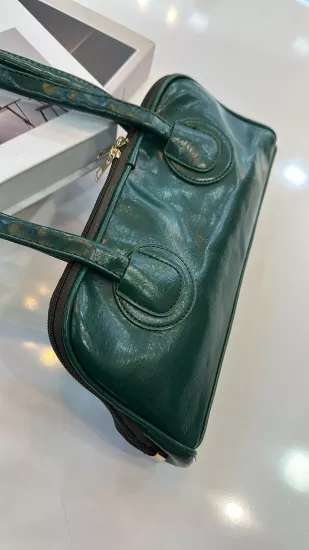 Koyu Yeşil Baget Çanta