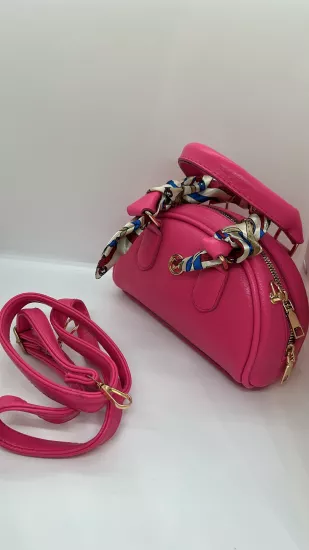 Fularlı Pembe Çanta