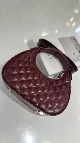 Bordo Fiyonk Detaylı Çanta