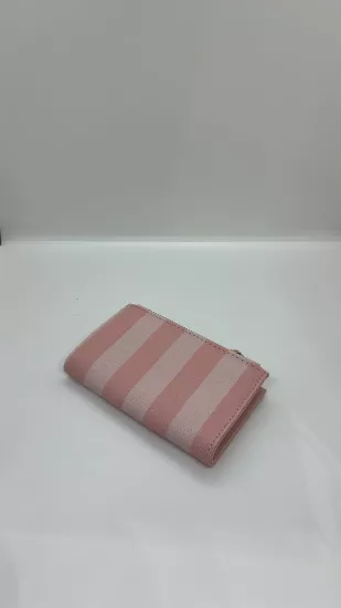 Pembe Cüzdan