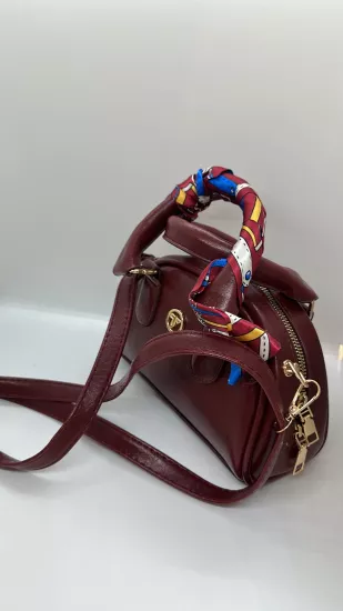 Fularlı Bordo Çanta 