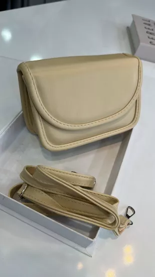 Sarı Kare Mini Çanta 