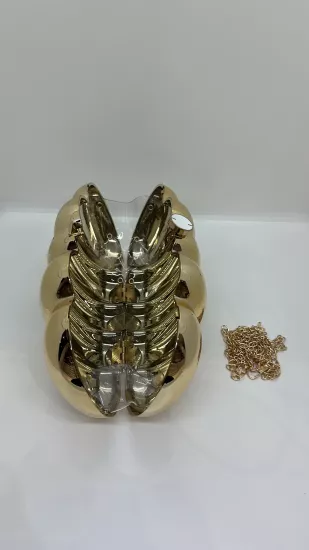 Gold Metal Çanta