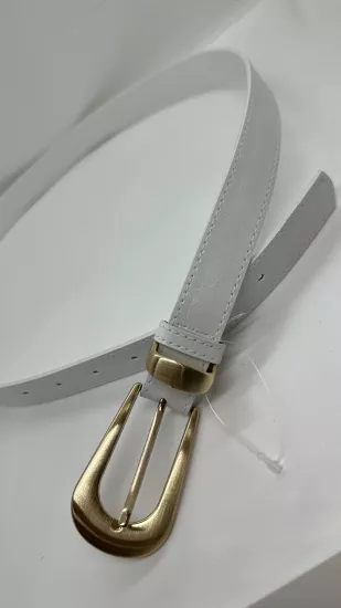 Beyaz Gold Detaylı Kemer 