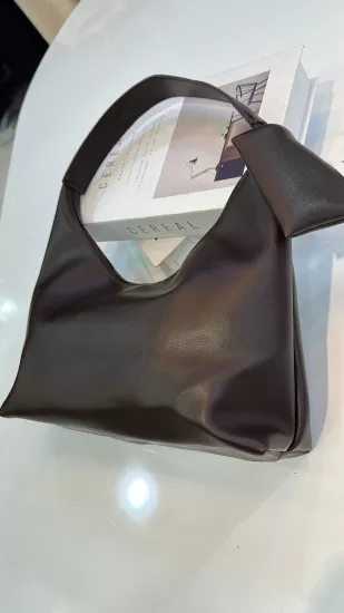 Acı Kahve Orta Boy Deri Çanta