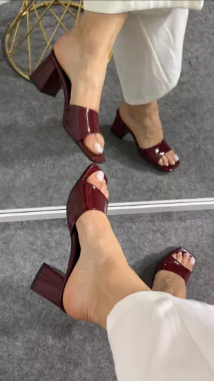 Bordo Rugan Topuklu Terlik 