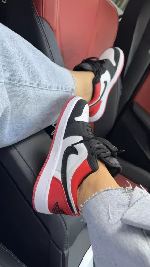 Kırmızı Siyah Jorda.n Spor Ayakkabı