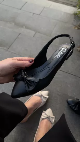 Siyah Önü Fiyonklu Babet Sandalet