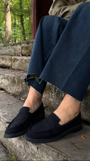 Siyah Süet Loafer
