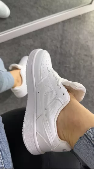 Beyaz Nike Yumuşacık Spor Ayakkabı