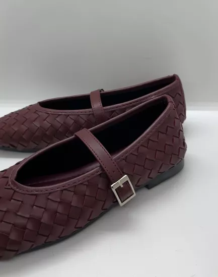 Bordo Örgü Detay Babet