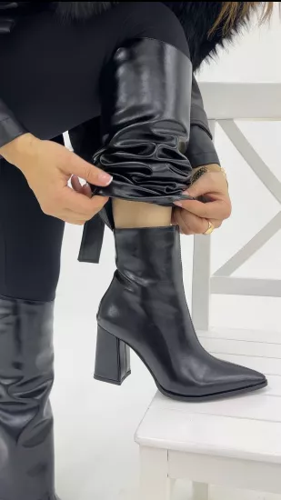 Siyah Bootie Çizme