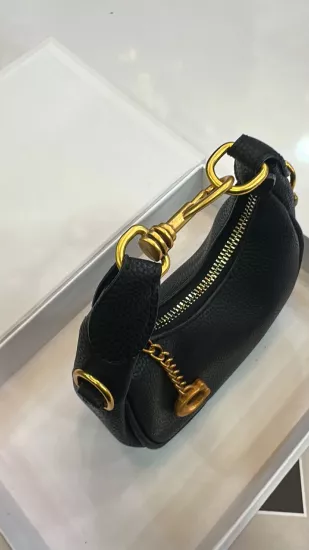 Siyah Mini Çanta