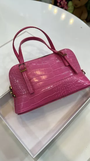 Pembe Kroko Desen Rugan Çanta