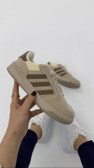 Bej Kahve Şeritli Spor Ayakkabı 