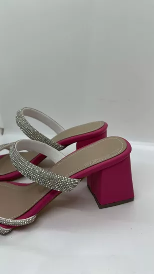 Pembe Taşlı Topuklu Terlik