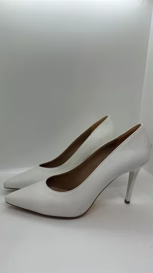 Beyaz Stiletto