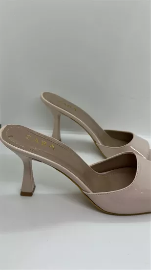 Nude Rugan Topuklu Terlik