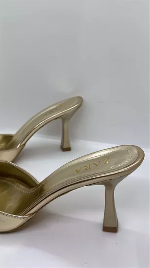 Gold Topuklu Terlik