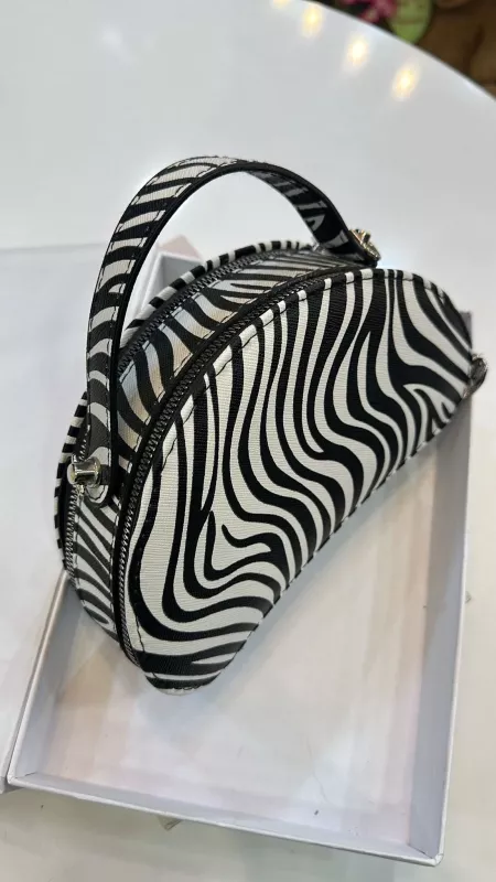 Zebra Desenli Çanta 
