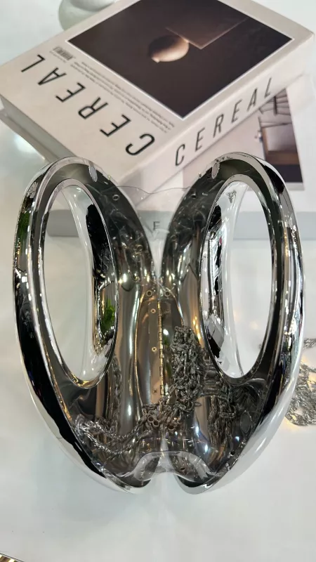 Gümüş Metal Çanta